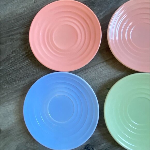 Vintage Hazel Atlas Moderntone Platonite 4 Piece Saucer Set-5.5"-GUC - Picture 3 of 4